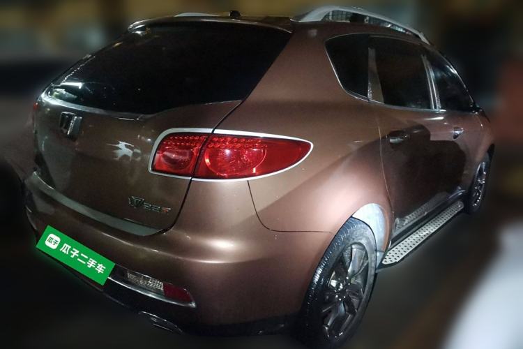 Used Luxgen Great 7 SUV 2013 Limited-Edition Sharp Model 2.2T Two-Wheel-Drive Smart Version Rear Right 45 Deg