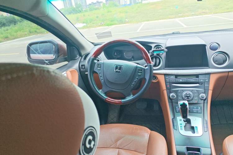 Used Luxgen Great 7 SUV 2013 Limited-Edition Sharp Model 2.2T Two-Wheel-Drive Smart Version Steering Wheel