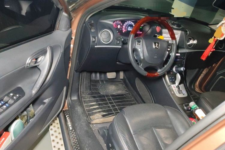 Used Luxgen Great 7 SUV 2013 Limited-Edition Sharp Model 2.2T Two-Wheel-Drive Smart Version Driver Seat