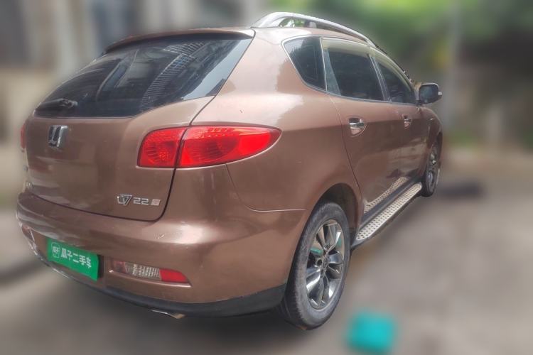 Used Luxgen Great 7 SUV 2013 Limited-Edition Sharp Edition 2.2T All-Wheel-Drive Prestige Model Rear Right 45 Deg