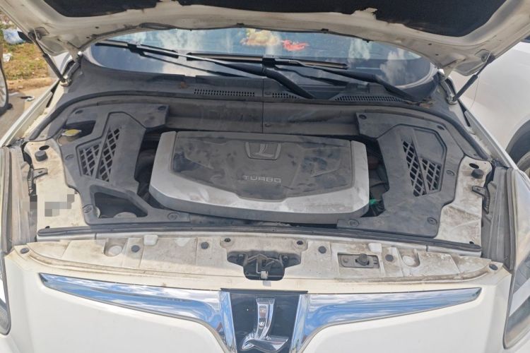 Used Luxgen Great 7 SUV 2013 Limited-Edition Sharp Model 2.2T Two-Wheel-Drive Smart Version Engine Bay