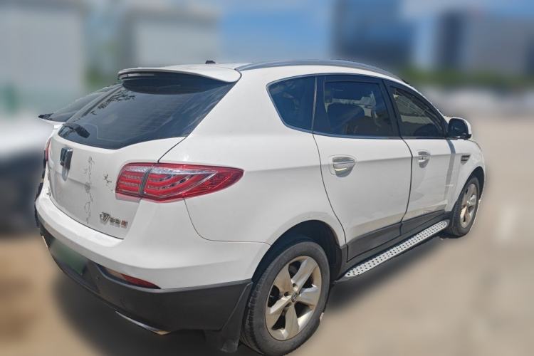 Used Luxgen Great 7 SUV 2013 Limited-Edition Sharp Model 2.2T Two-Wheel-Drive Smart Version Rear Right 45 Deg