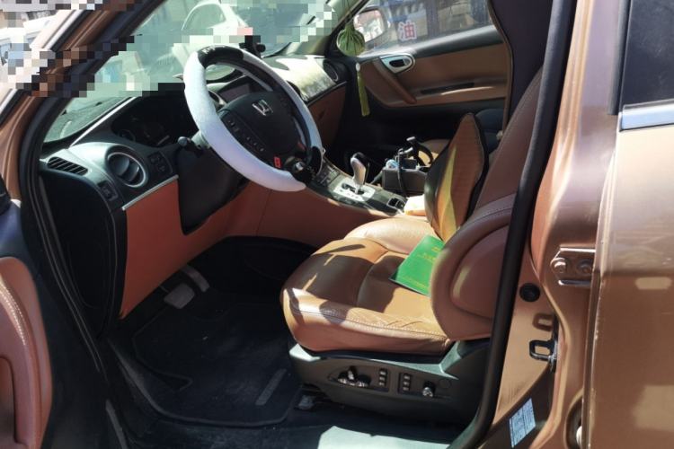 Used Luxgen Great 7 SUV 2013 Limited-Edition Sharp Edition 2.2T All-Wheel-Drive Prestige Model Left Front Seat