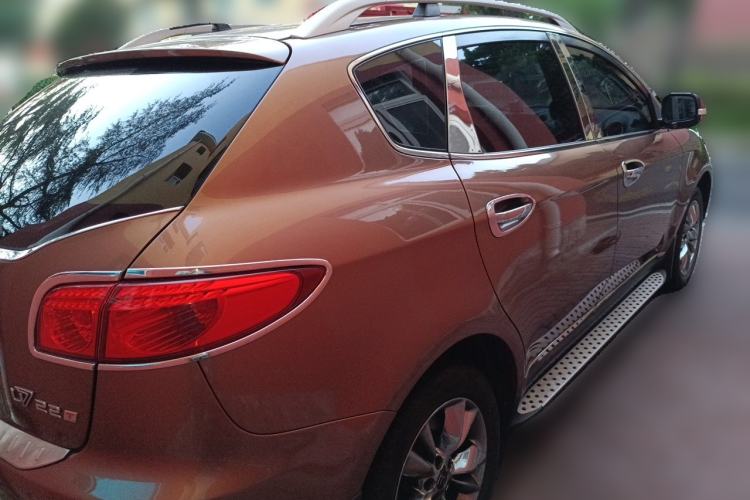 Used Luxgen Great 7 SUV 2013 Limited-Edition Sharp Model 2.2T Two-Wheel-Drive Smart Version Rear Right 45 Deg
