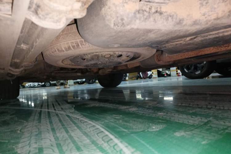 Used Luxgen Great 7 SUV 2014 2.2T Two-Wheel-Drive Smart Version Chassis Rear Left