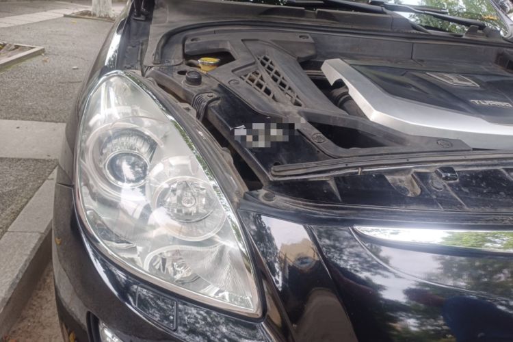 Used Luxgen Great 7 SUV 2014 2.2T Four-Wheel Drive Prestige Version Engine Bay Right
