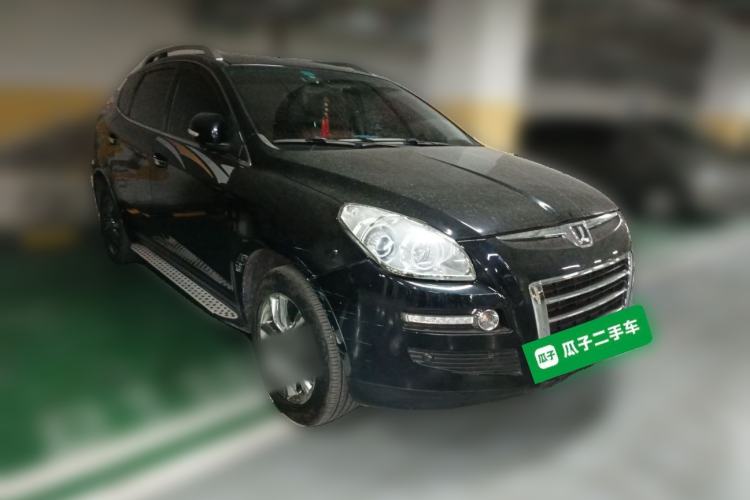 Used Luxgen Great 7 SUV 2014 2.2T Two-Wheel-Drive Smart Version Front Right 45 Deg
