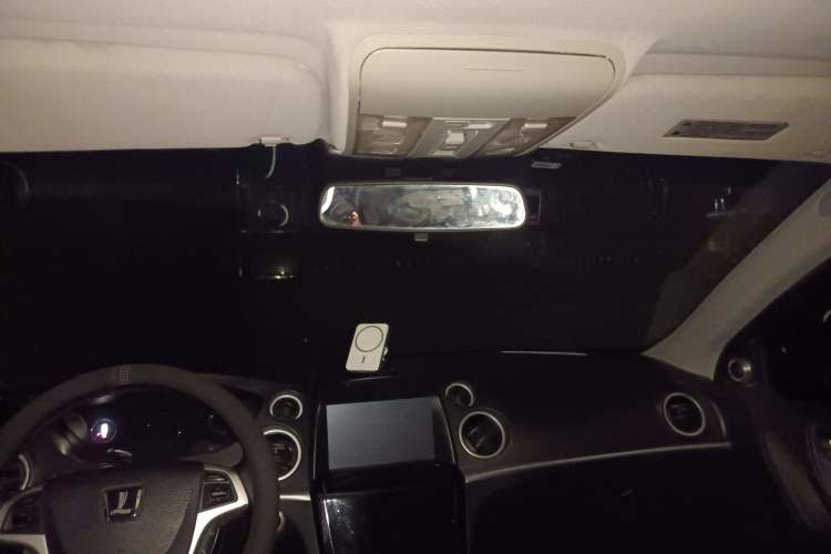Used Luxgen Great 7 SUV 2014 2.2T Two-Wheel-Drive Smart Version Headliner