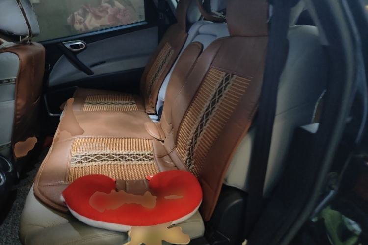 Used Luxgen Great 7 SUV 2014 2.2T Two-Wheel-Drive Smart Version Left Rear Seat