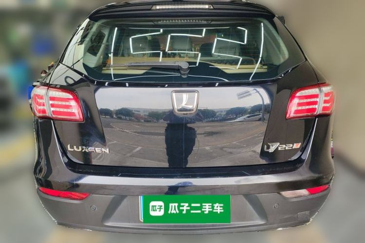 Used Luxgen Great 7 SUV 2014 2.2T Four-Wheel Drive Prestige Version Rear