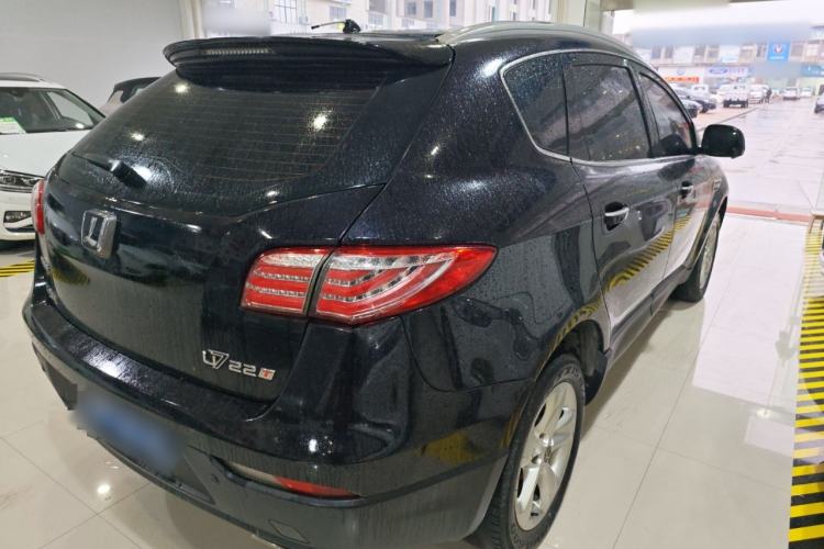 Used Luxgen Great 7 SUV 2014 2.2T Two-Wheel-Drive Smart Version Rear Right 45 Deg