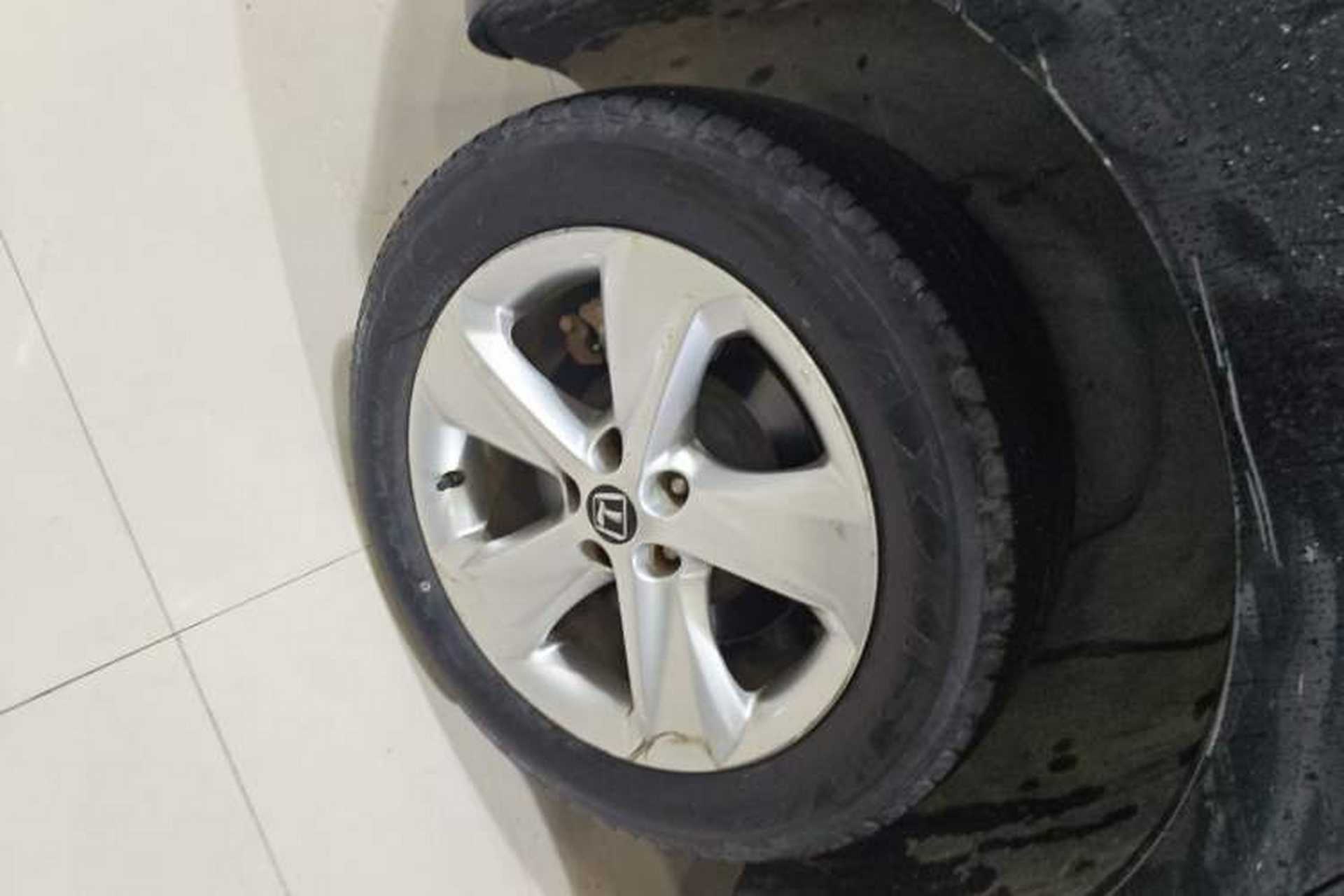 Used Luxgen Great 7 SUV 2014 2.2T Two-Wheel-Drive Smart Version Right Rear Wheel Hub