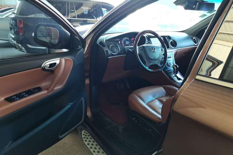 Used Luxgen Great 7 SUV 2014 2.2T Two-Wheel-Drive Smart Version Driver Seat