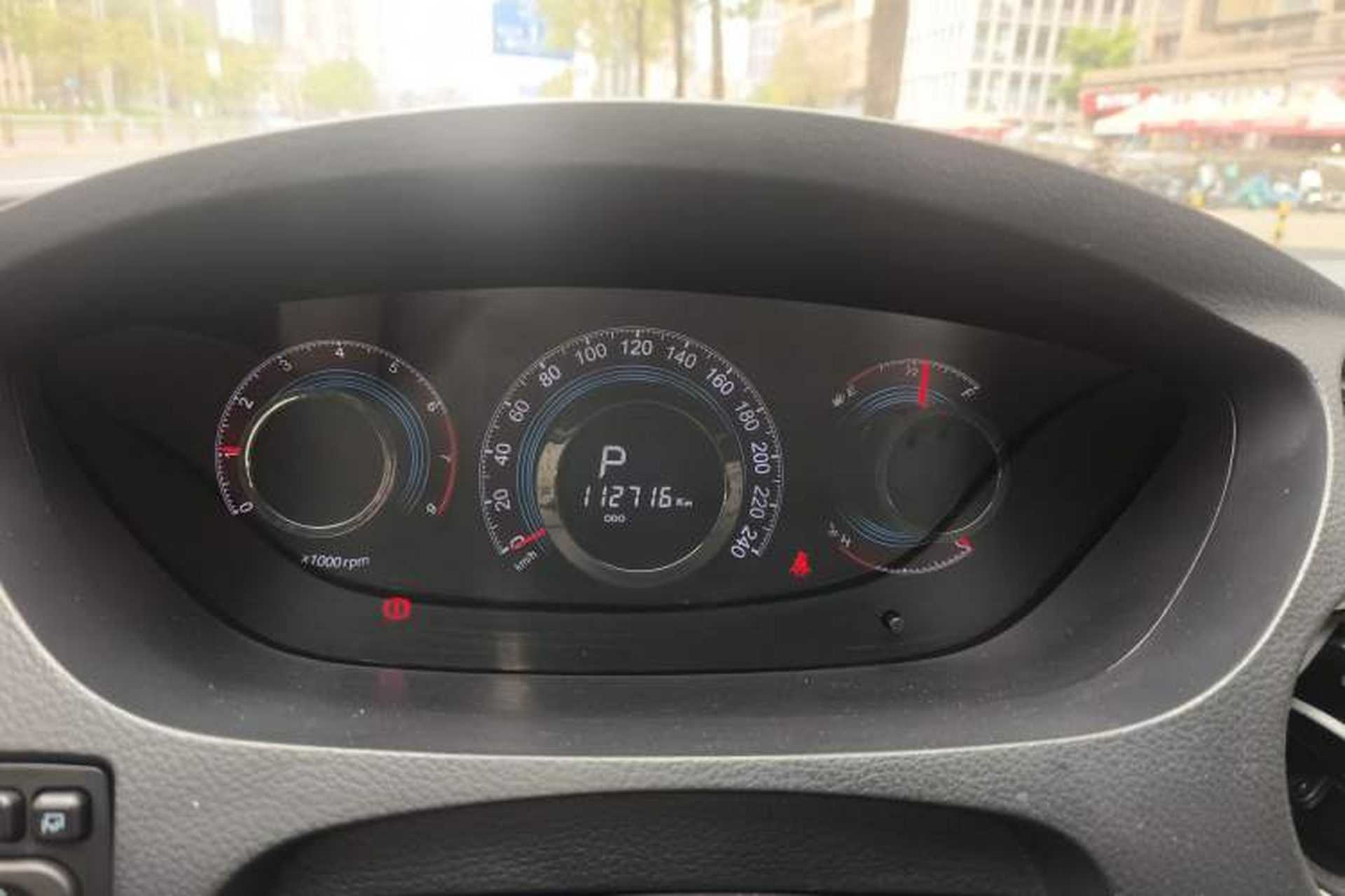 Used Luxgen Great 7 SUV 2014 2.2T Two-Wheel-Drive Smart Version Instrument Cluster
