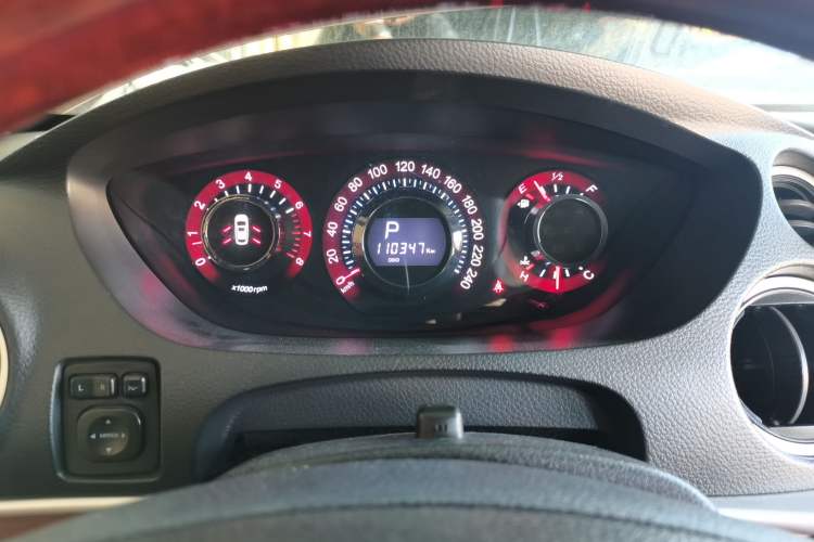 Used Luxgen Great 7 SUV 2014 2.2T Two-Wheel-Drive Smart Version Instrument Cluster