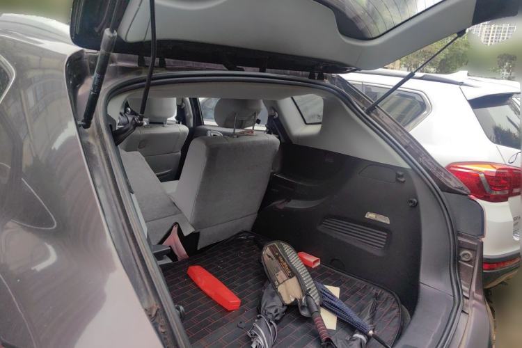 Used Luxgen Great 7 SUV 2014 2.2T Two-Wheel-Drive Smart Version Trunk