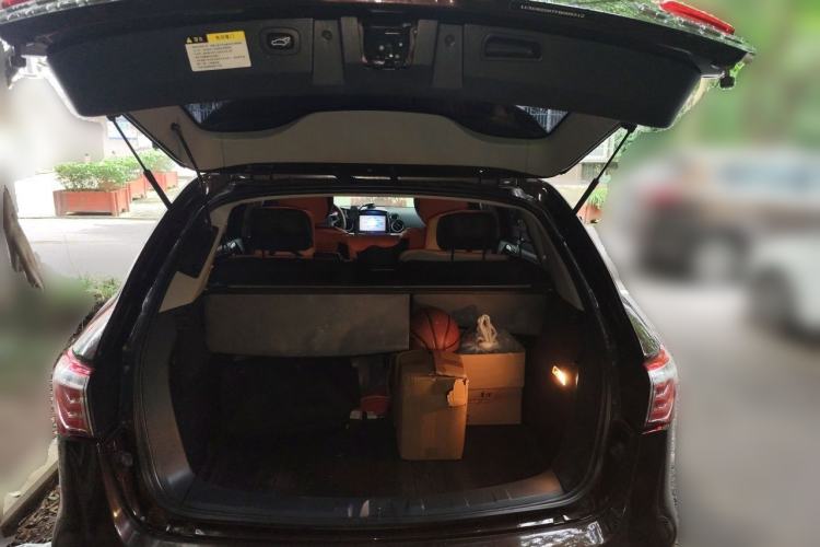 Used Luxgen Great 7 SUV 2014 2.2T Two-Wheel-Drive Smart Version Trunk