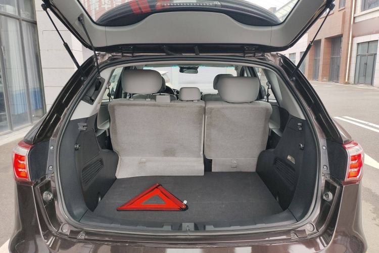 Used Luxgen Great 7 SUV 2014 2.2T Two-Wheel-Drive Smart Version Trunk