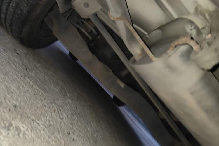 Used Luxgen Great 7 SUV 2014 2.2T Two-Wheel-Drive Smart Version Chassis Front Left