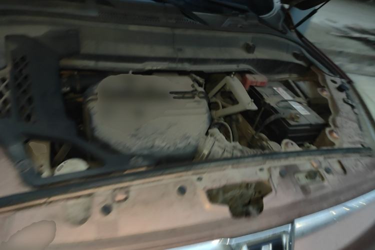 Used Luxgen Great 7 SUV 2014 2.2T Two-Wheel-Drive Smart Version Engine Bay