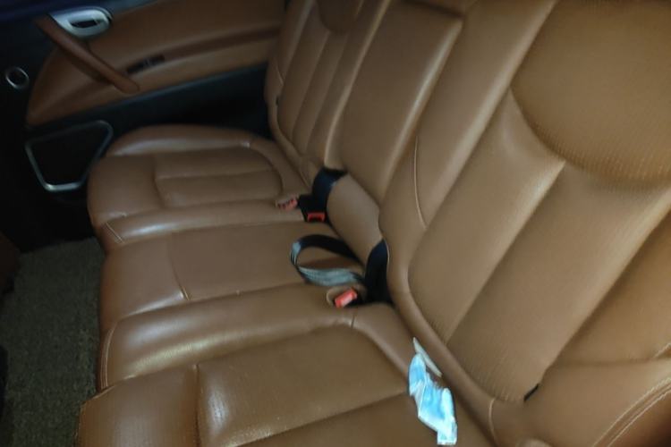 Used Luxgen Great 7 SUV 2014 2.2T Two-Wheel-Drive Smart Version Left Rear Seat