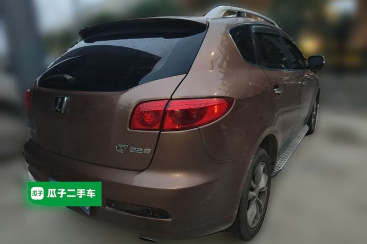 Used Luxgen Great 7 SUV 2014 2.2T Two-Wheel-Drive Smart Version Rear Right 45 Deg