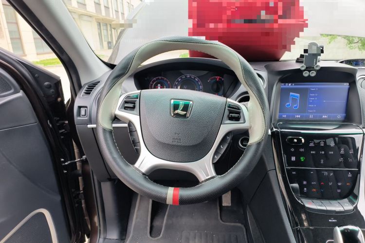 Used Luxgen Great 7 SUV 2014 2.2T Four-Wheel Drive Prestige Version Steering Wheel