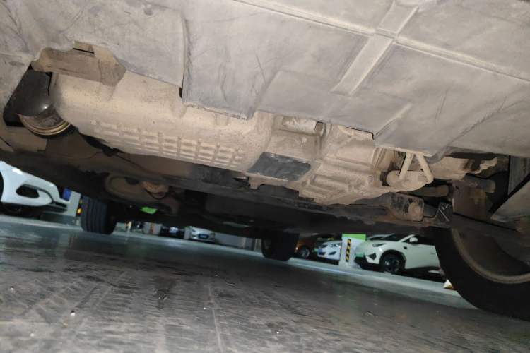 Used Luxgen Great 7 SUV 2014 2.2T Two-Wheel-Drive Smart Version Chassis Front