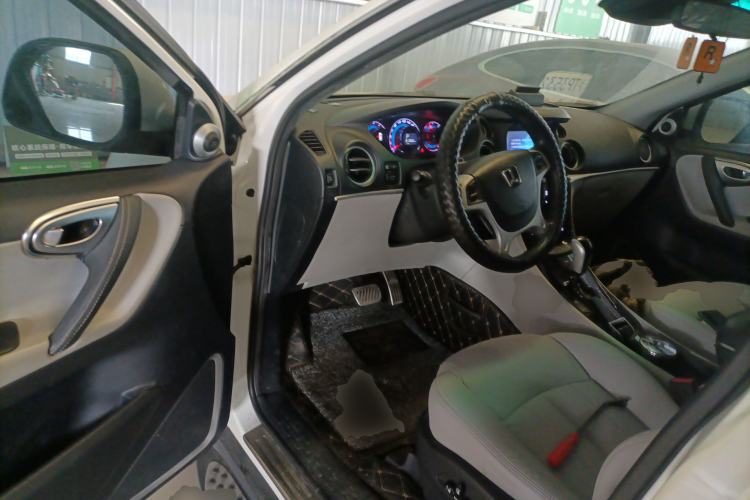 Used Luxgen Great 7 SUV 2014 2.2T Two-Wheel-Drive Smart Version Driver Seat