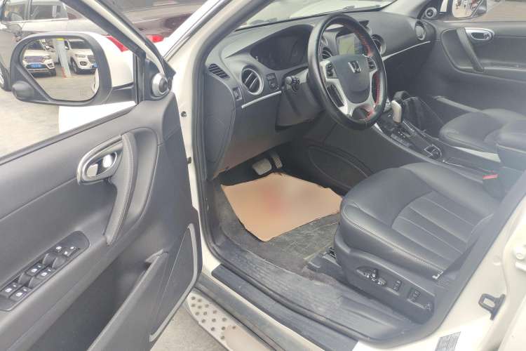 Used Luxgen Great 7 SUV 2014 2.2T Four-Wheel Drive Flagship Version Driver Seat