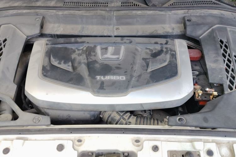Used Luxgen Great 7 SUV 2014 2.2T Four-Wheel Drive Prestige Version Engine Bay