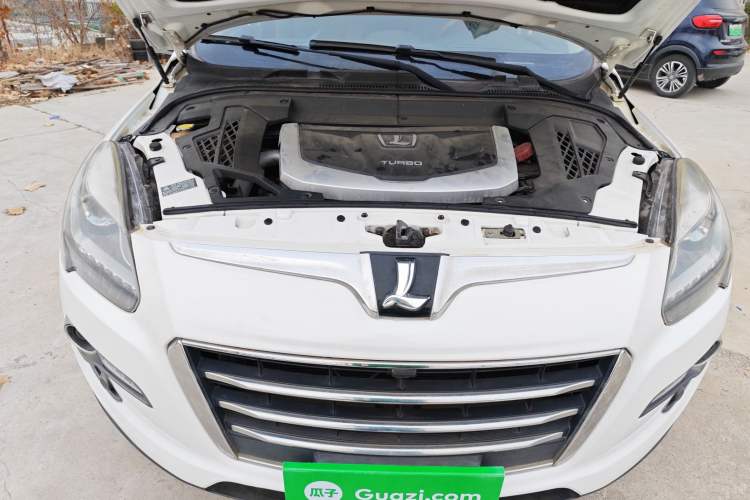 Used Luxgen Great 7 SUV 2014 2.2T Two-Wheel-Drive Smart Version Engine Bay