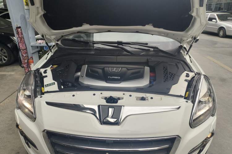 Used Luxgen Great 7 SUV 2014 2.2T Four-Wheel Drive Flagship Version Engine Bay