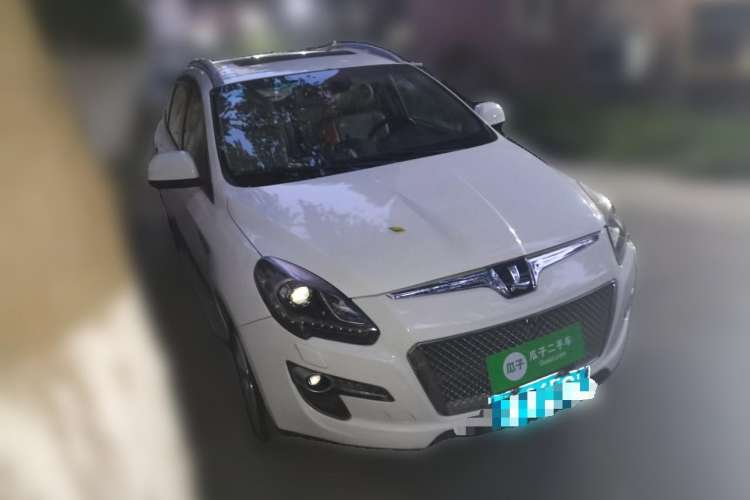 Used Luxgen Great 7 SUV 2014 2.2T Four-Wheel Drive Prestige Version Front Right 45 Deg