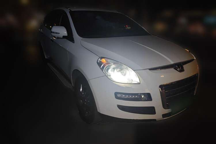 Used Luxgen Great 7 SUV 2014 2.2T Four-Wheel Drive Prestige Version Front Right 45 Deg