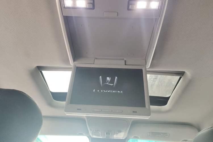 Used Luxgen Great 7 SUV 2014 2.2T Four-Wheel Drive Flagship Version Headliner