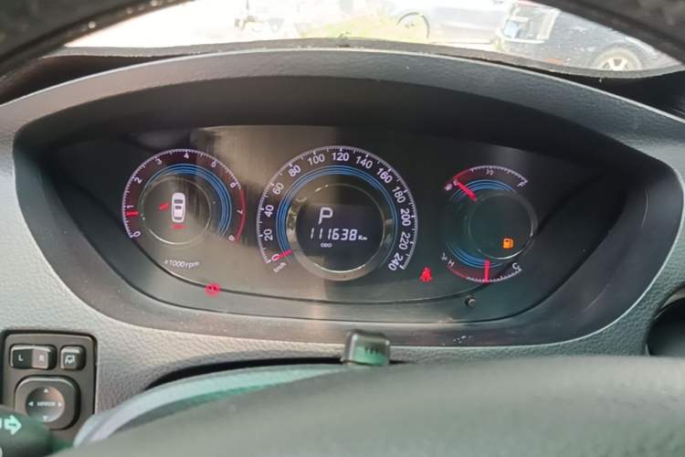 Used Luxgen Great 7 SUV 2014 2.2T Two-Wheel-Drive Smart Version Instrument Cluster
