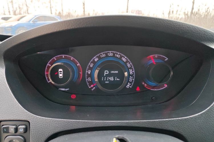 Used Luxgen Great 7 SUV 2014 2.2T Two-Wheel-Drive Smart Version Instrument Cluster