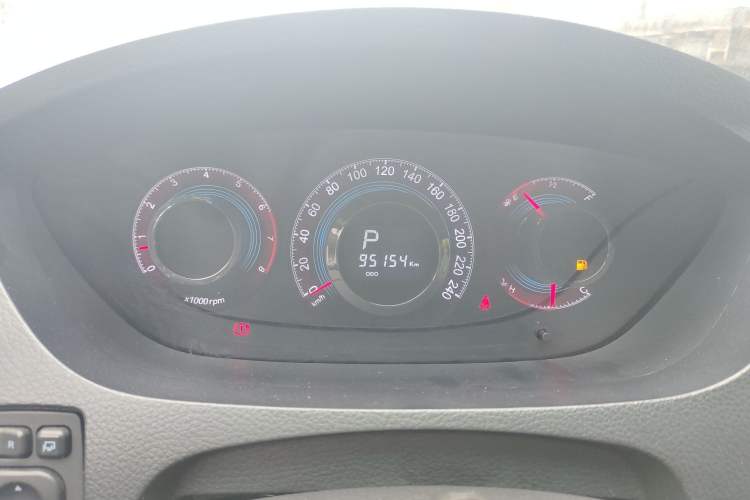 Used Luxgen Great 7 SUV 2014 2.2T Four-Wheel Drive Flagship Version Instrument Cluster
