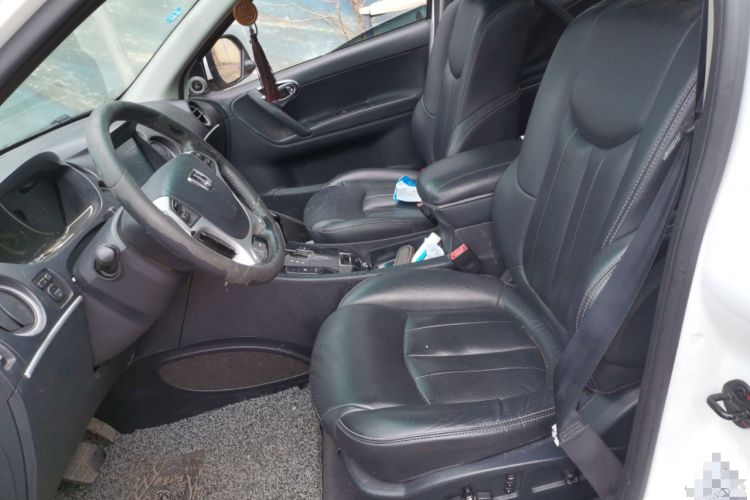 Used Luxgen Great 7 SUV 2014 2.2T Two-Wheel-Drive Smart Version Left Front Seat