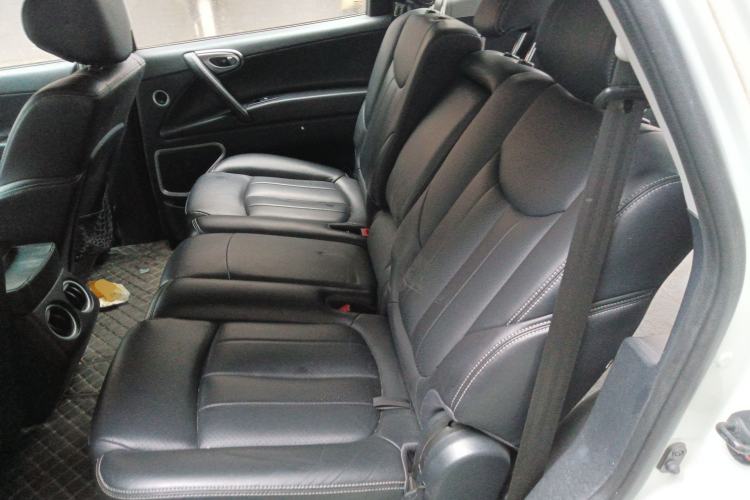 Used Luxgen Great 7 SUV 2014 2.2T Four-Wheel Drive Flagship Version Left Rear Seat