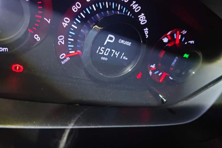 Used Luxgen Great 7 SUV 2014 2.2T Four-Wheel Drive Prestige Version Odometer Close Up