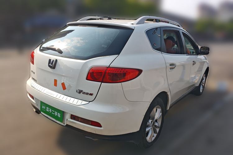 Used Luxgen Great 7 SUV 2014 2.2T Two-Wheel-Drive Smart Version Rear Right 45 Deg