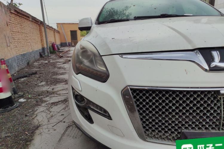 Used Luxgen Great 7 SUV 2014 2.2T Four-Wheel Drive Prestige Version Right Front Headlight