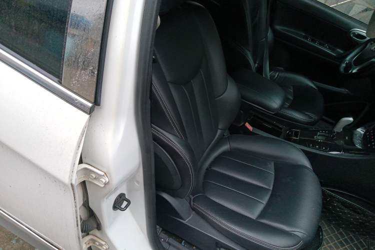 Used Luxgen Great 7 SUV 2014 2.2T Four-Wheel Drive Flagship Version Right Front Seat