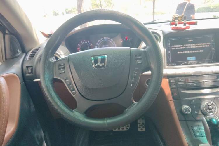 Used Luxgen Great 7 SUV 2014 2.2T Four-Wheel Drive Prestige Version Steering Wheel