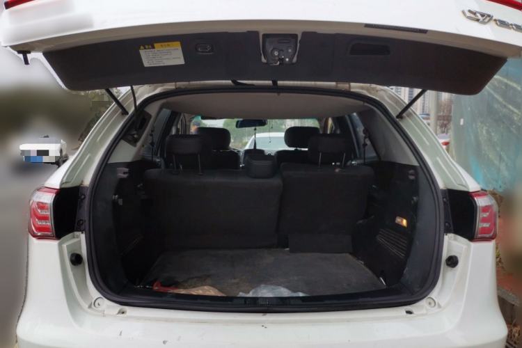 Used Luxgen Great 7 SUV 2014 2.2T Two-Wheel-Drive Smart Version Trunk