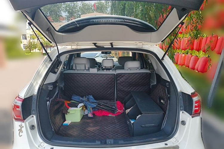 Used Luxgen Great 7 SUV 2014 2.2T Two-Wheel-Drive Smart Version Trunk