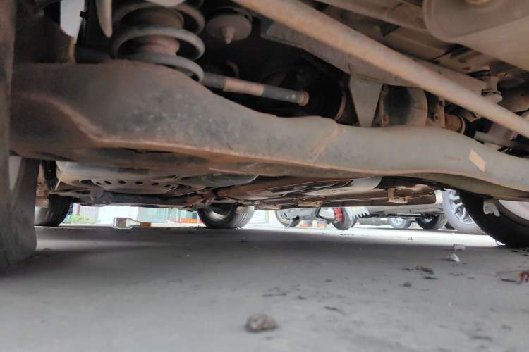 Used Luxgen Great 7 SUV 2014 2.2T Four-Wheel Drive Prestige Version Chassis Rear Left