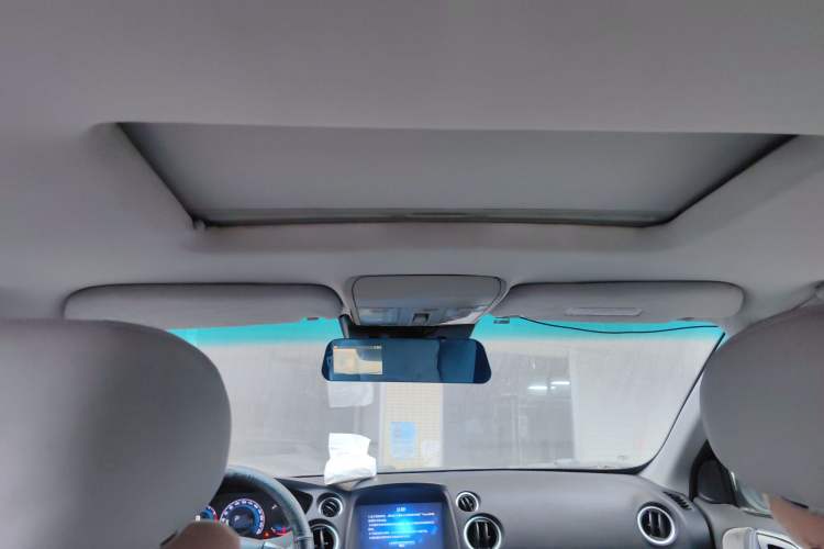 Used Luxgen Great 7 SUV 2014 2.2T Four-Wheel Drive Prestige Version Headliner